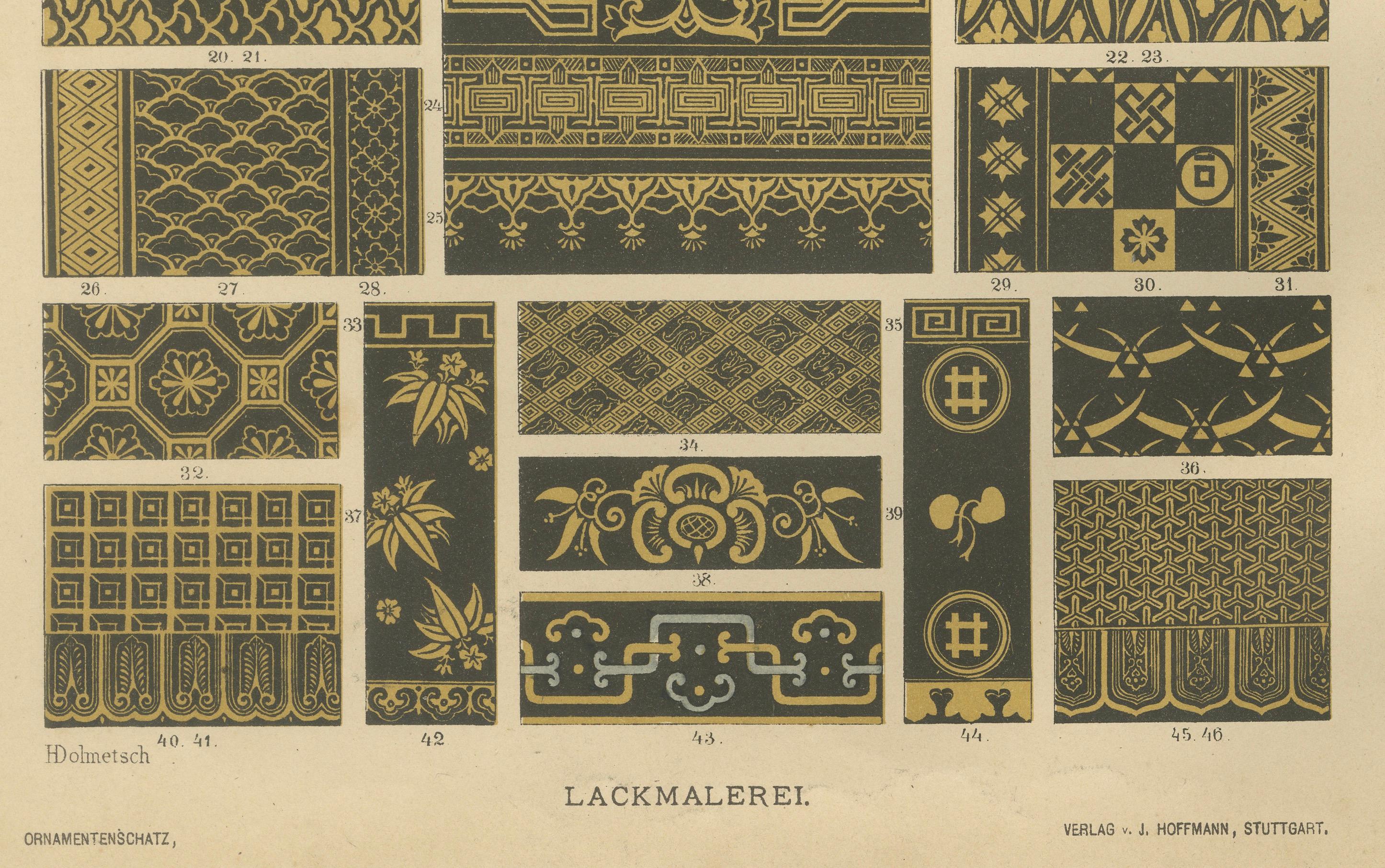 Papier Anciennes estampes d'art décoratif japonais présentant des motifs de laque et de textiles en vente