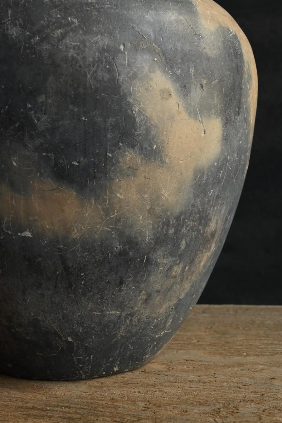 Pots japonais anciens aux couleurs rares/ 1600 ou plus tard/ Vase fleuri en vente 6