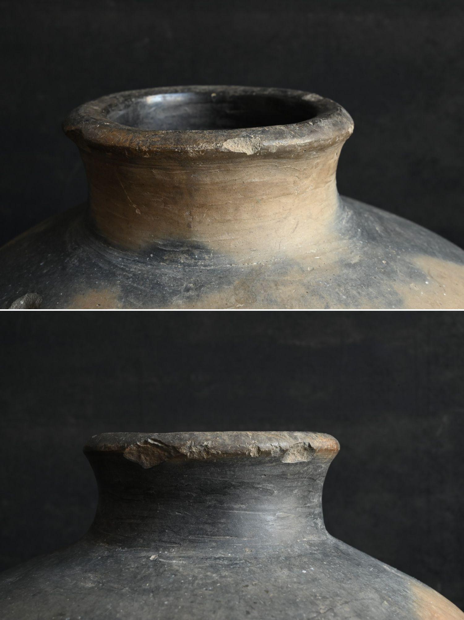 Pots japonais anciens aux couleurs rares/ 1600 ou plus tard/ Vase fleuri en vente 9