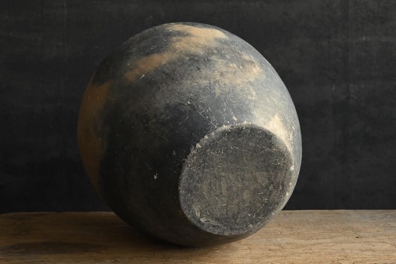 Pots japonais anciens aux couleurs rares/ 1600 ou plus tard/ Vase fleuri en vente 12