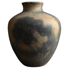 Pots japonais anciens aux couleurs rares/ 1600 ou plus tard/ Vase fleuri