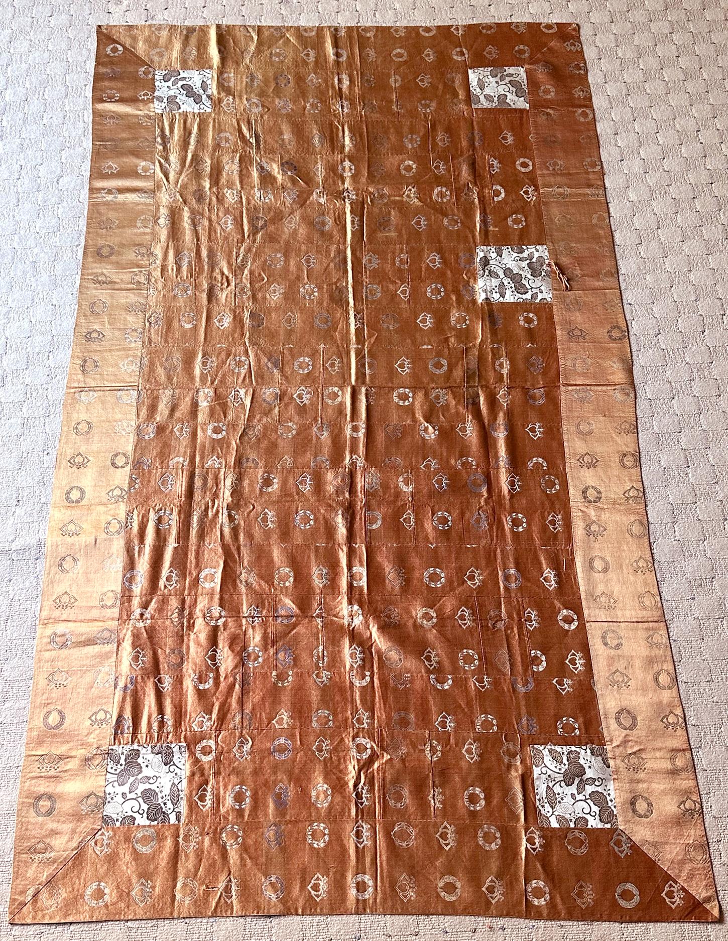 Antigua Túnica de Monje Kesa Japonesa de Seda Bordada Periodo Edo Japonés en venta