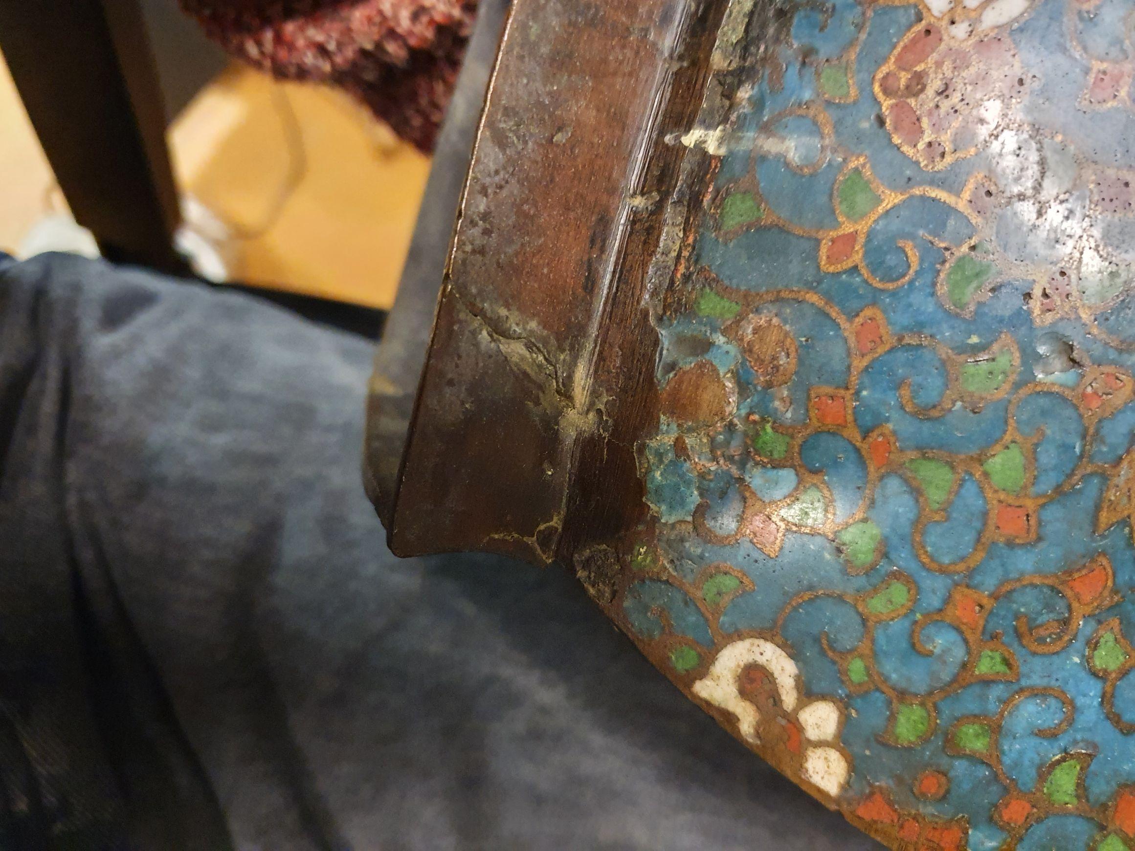 Antique Japanese Enamel Bronze Vase Archaic Vessel Japan, Edo or Meiji Period For Sale 7