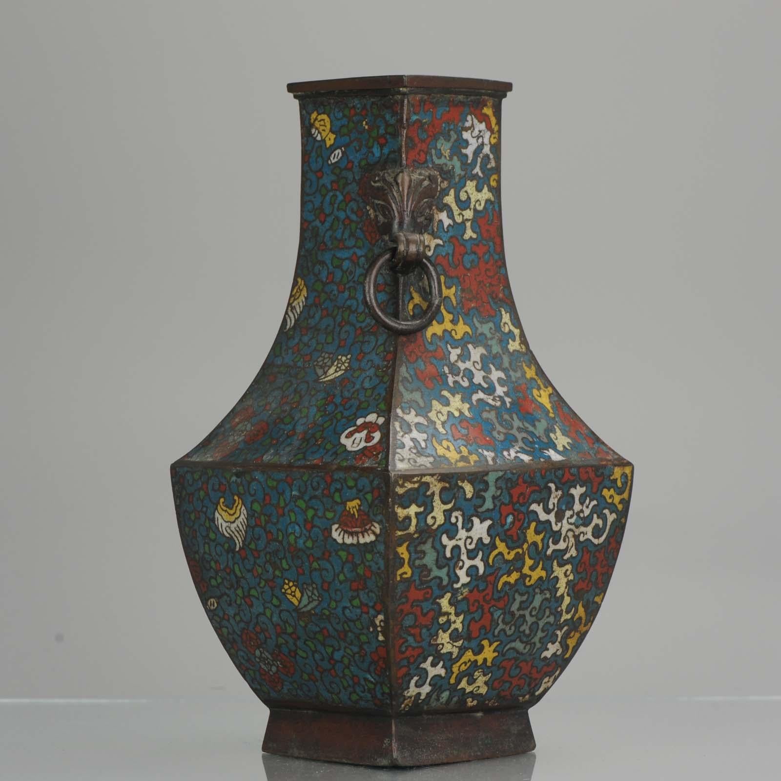 Antique Japanese Enamel Bronze Vase Archaic Vessel Japan, Edo or Meiji Period For Sale 2