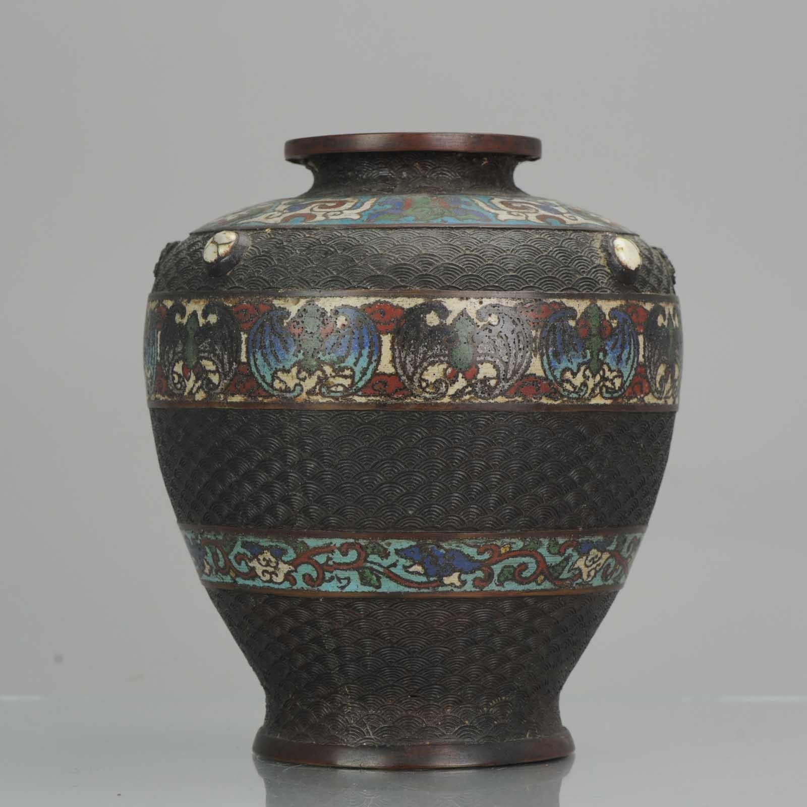 Antique Japanese Enamel Bronze Vase, Japan, Edo or Meiji For Sale 2
