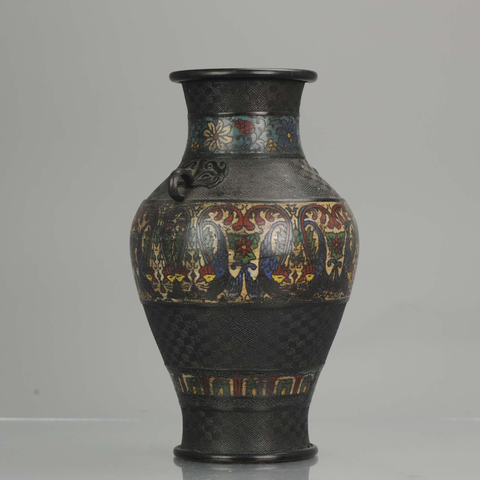 Antique Japanese Enamel Bronze Vase, Japan, Edo or Meiji Period For Sale 6