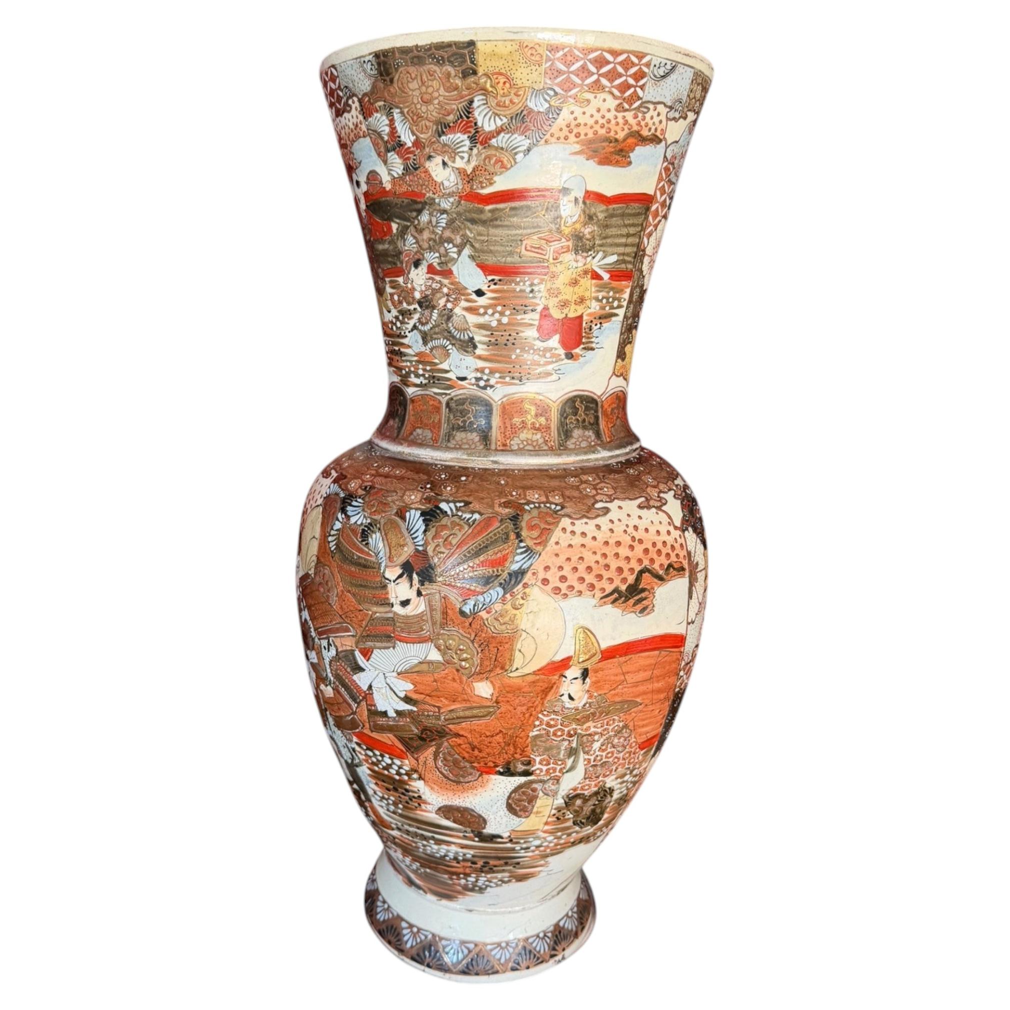 Vase ancien en faïence japonaise destiné à l'exportation, de style Satsuma