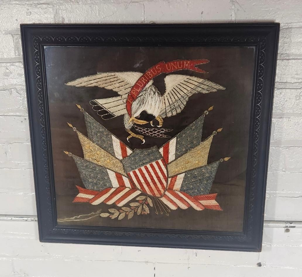 XIXe siècle Panneau patriotique américain ancien brodé en soie d'exportation japonaise en vente