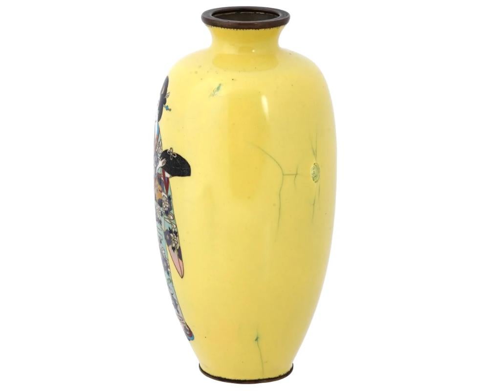Meiji Antique Japanese Geisha Yellow Cloisonne Enamel Vase For Sale