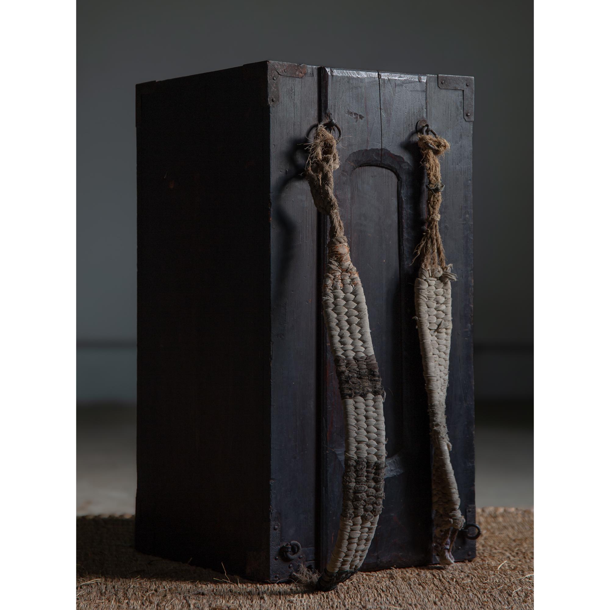 Wood Antique gyosho tansu Japanese peddler's backpack of drawers Edo-Meiji 1860s-1910