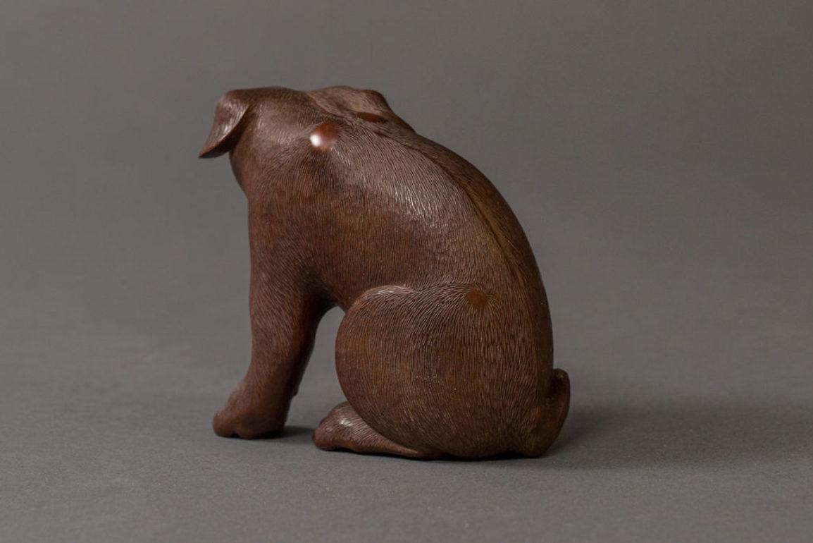 Antiguo cachorro japonés tallado a mano Tallado a mano en venta