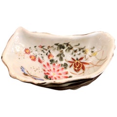 Antique Japanese Hand Painted Kutani Porcelain Oyster Shooter, circa 1890