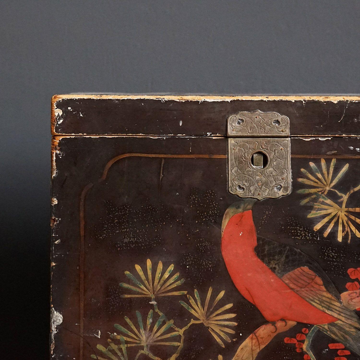 Antique Japanese Hand Painted Lacquered Box, Early 20th Century 3