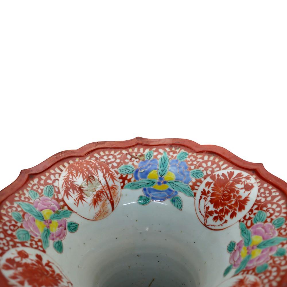 Antique Japanese Hand Painted Porcelain Floor Vase 19thC (Porzellan) im Angebot