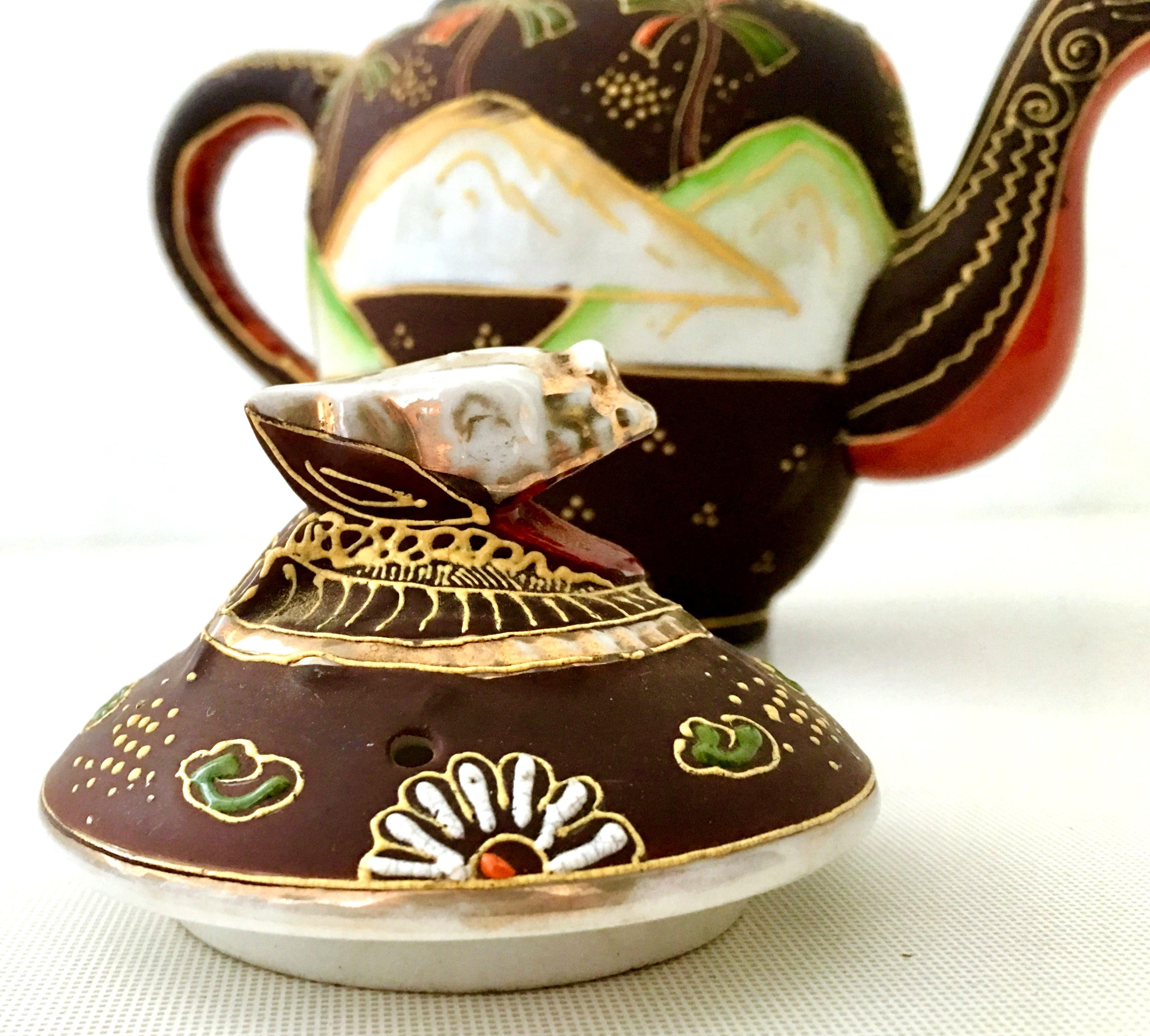 Japonisme Antique Japanese Hand-Painted Porcelain Satsuma Moriage Dragon Tea Pot