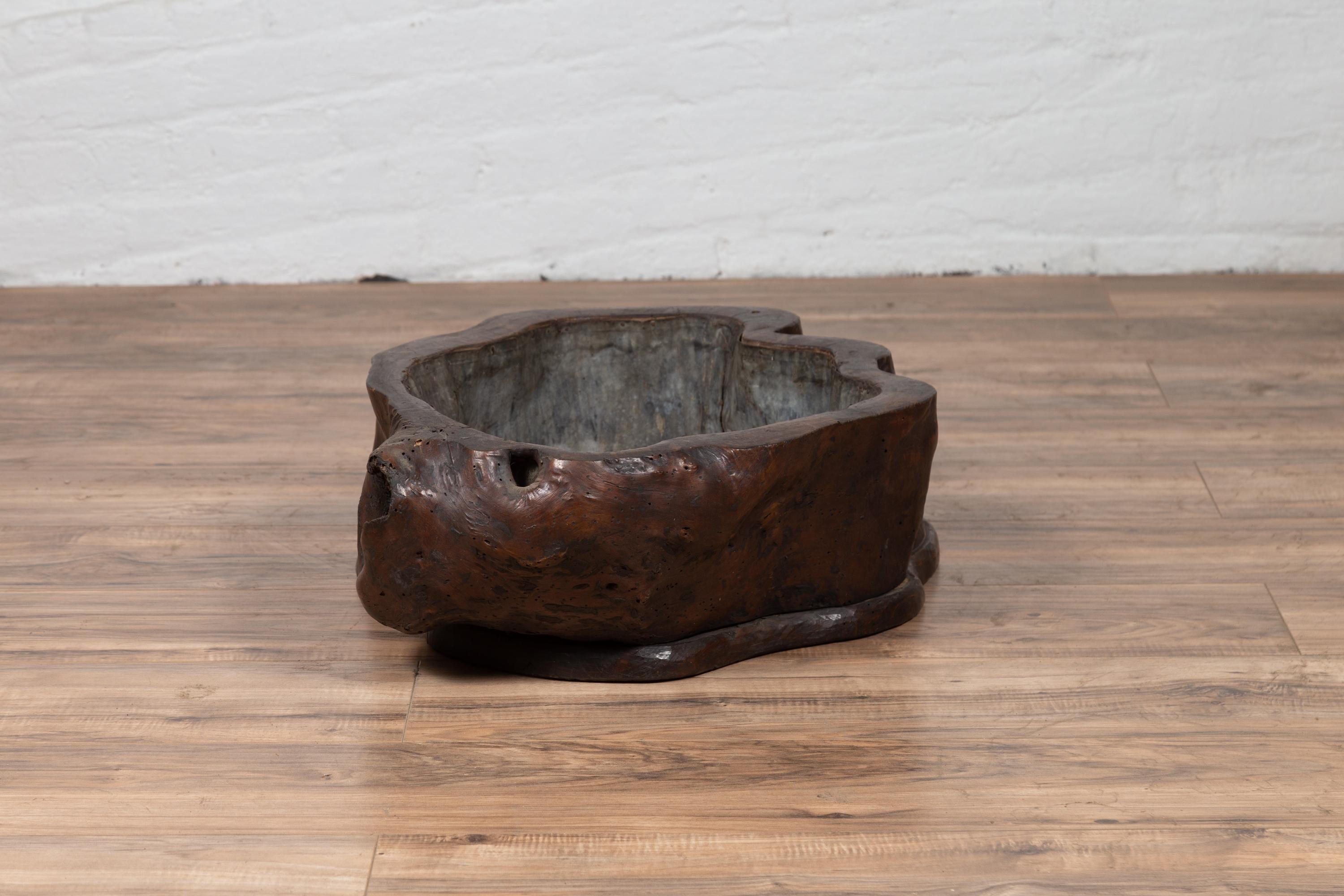Antique Japanese Hibachi circa 1900 Made from a Tree Root with Brown Patina 4
