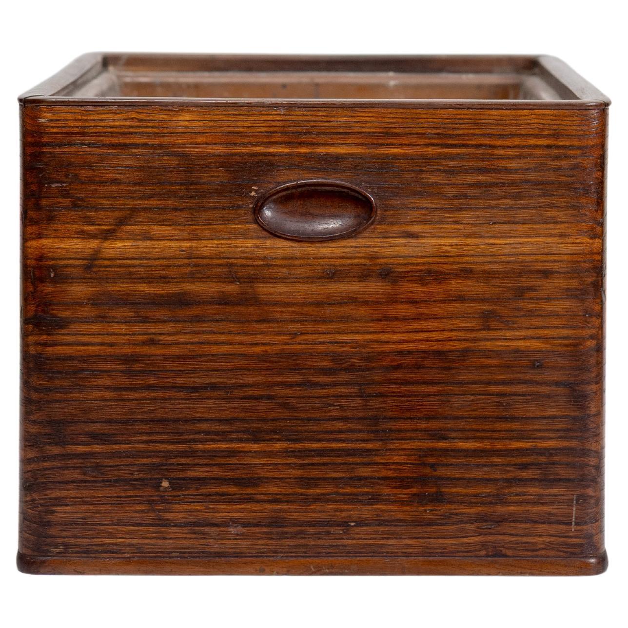 Hibachi japonais ancien avec outils, Japon, Wabi Sabi, 20e siècle en vente