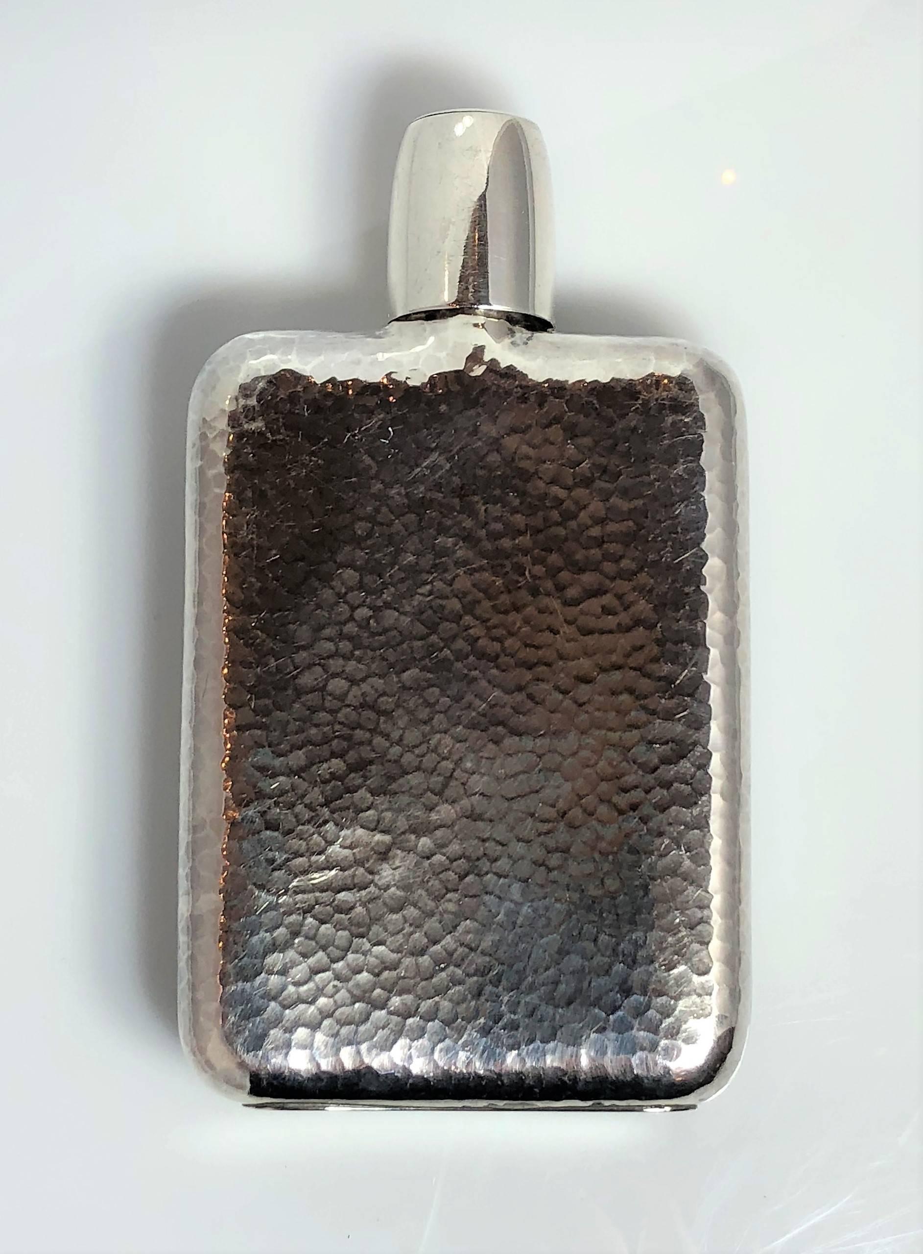 Antique Japanese hip flask solid silver 950, circa 1900-1920.