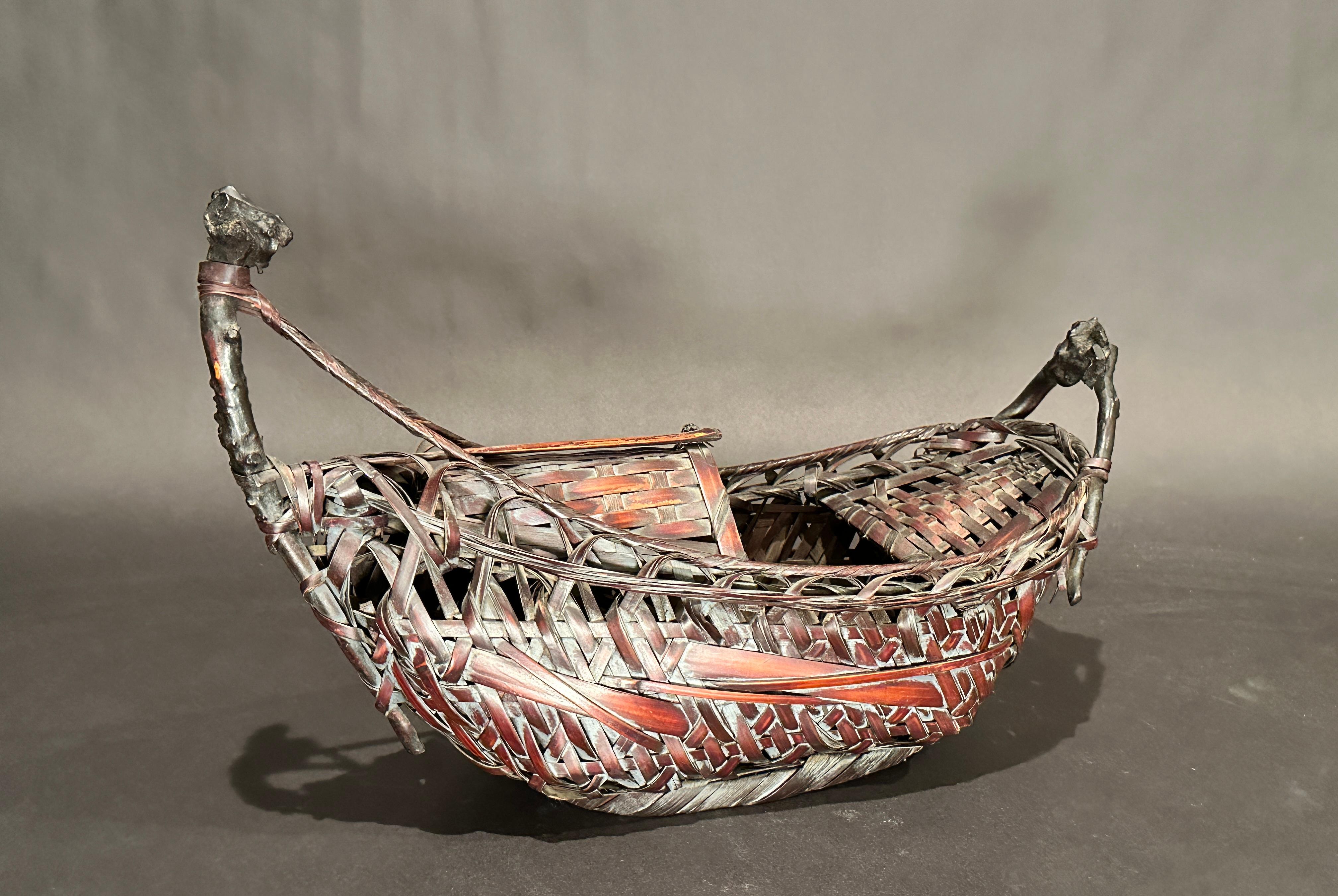Antique Japanese woven boat shape (funagata) Ikebana flower basket, with lacquer,975 rattan, root and smoked bamboo. Fine quality weaving with wonderful patina.