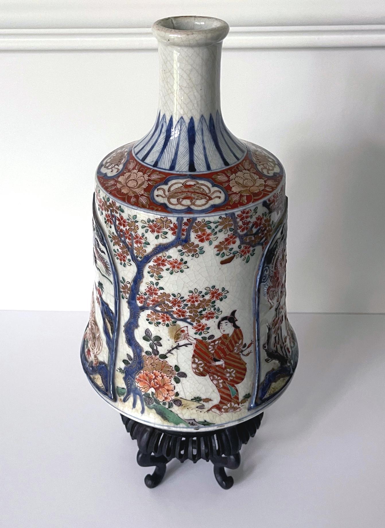 Antique Japanese Imari Bottle Vase on Wood Stand In Good Condition For Sale In Atlanta, GA