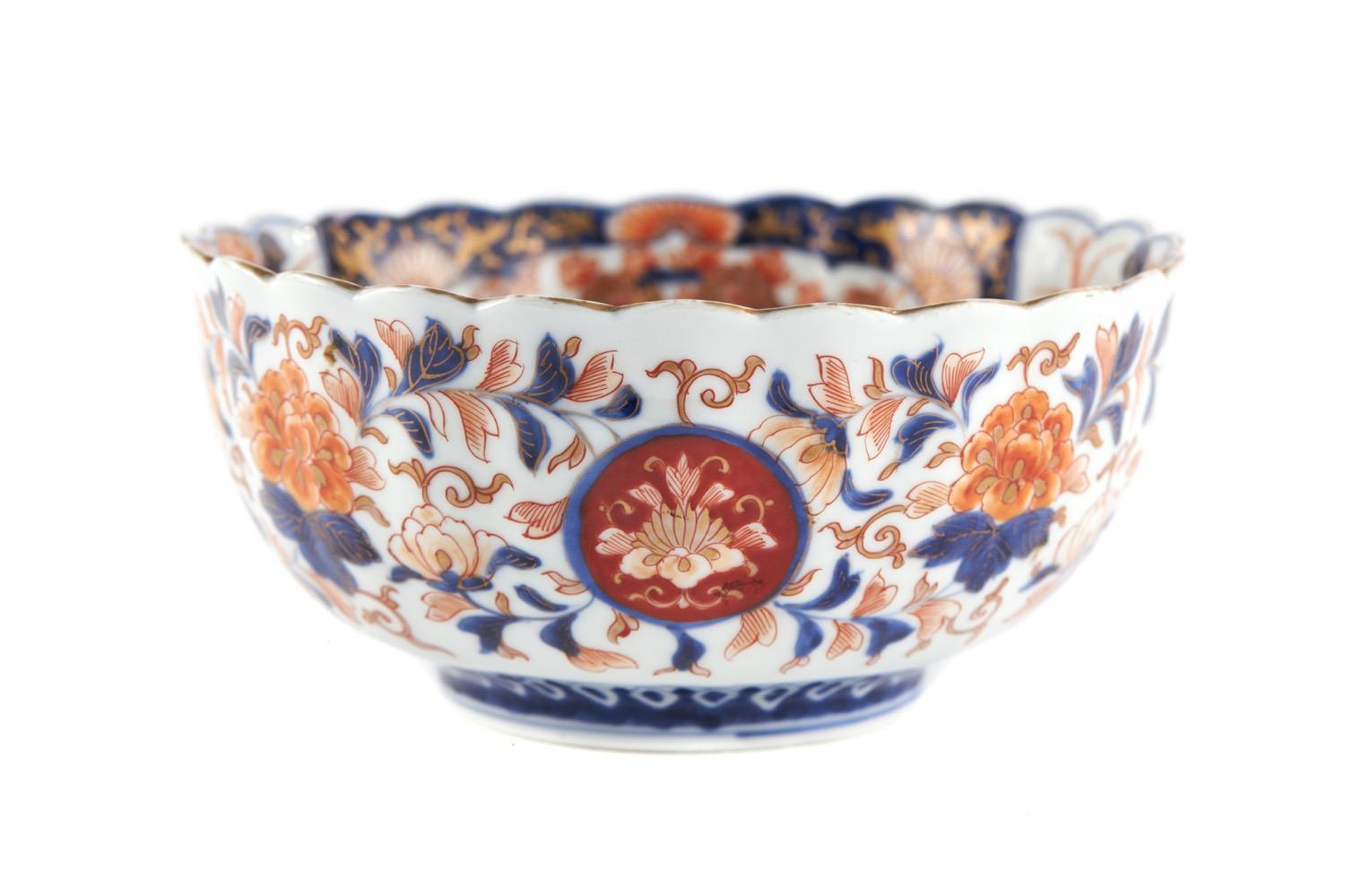 Cuenco Imari Japonés Antiguo en Bueno estado para la venta en Ipswich, GB