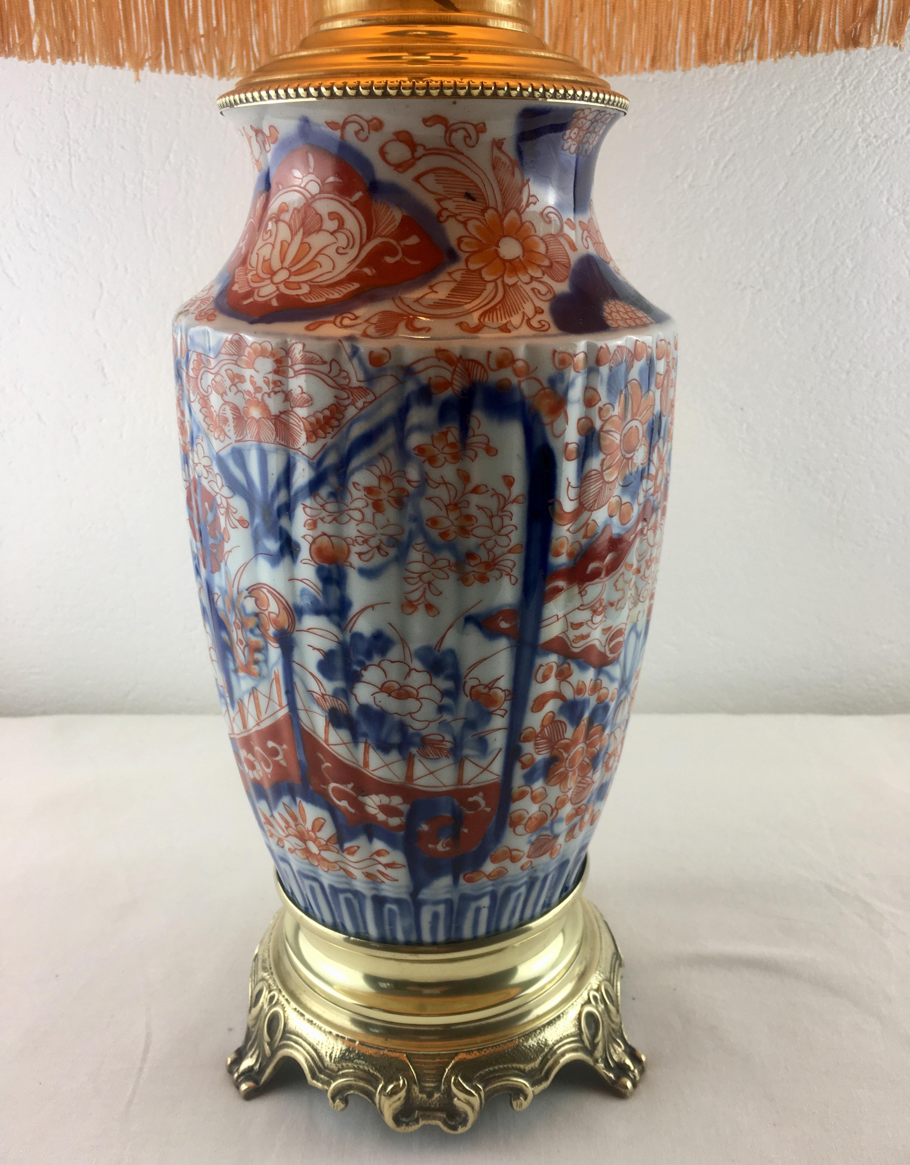 Hand-Painted Japanese Imari Porcelain Vase Converted Table Lamp 