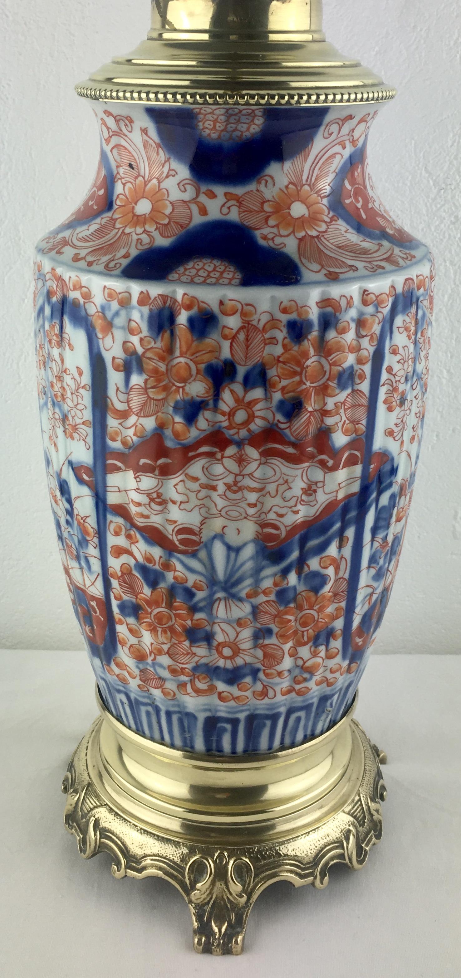 Japanese Imari Porcelain Vase Converted Table Lamp  In Good Condition In Miami, FL