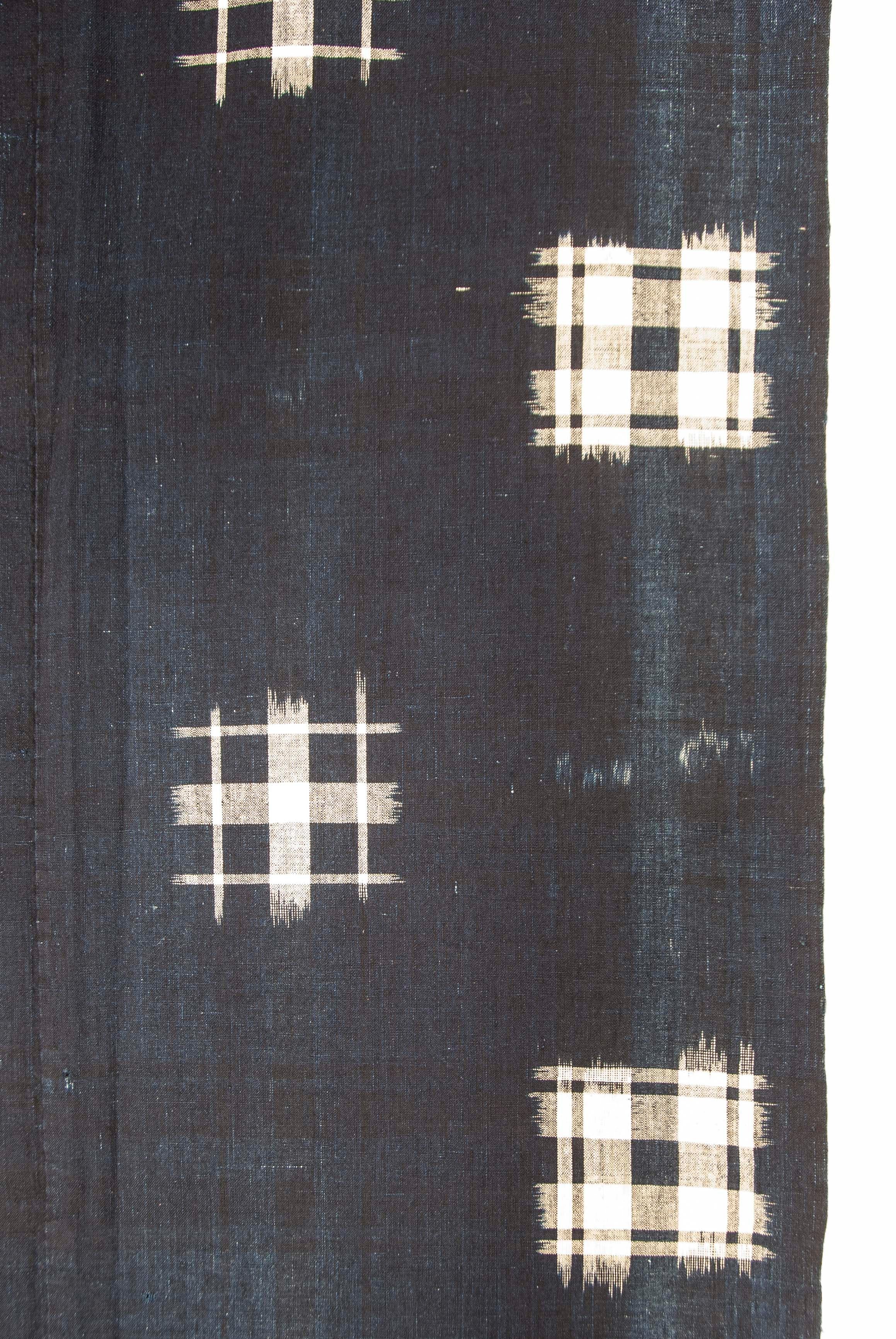 Antiker japanischer indigoblauer doppelseitiger Ikat Futon-Deckel im Zustand „Gut“ im Angebot in Point Richmond, CA