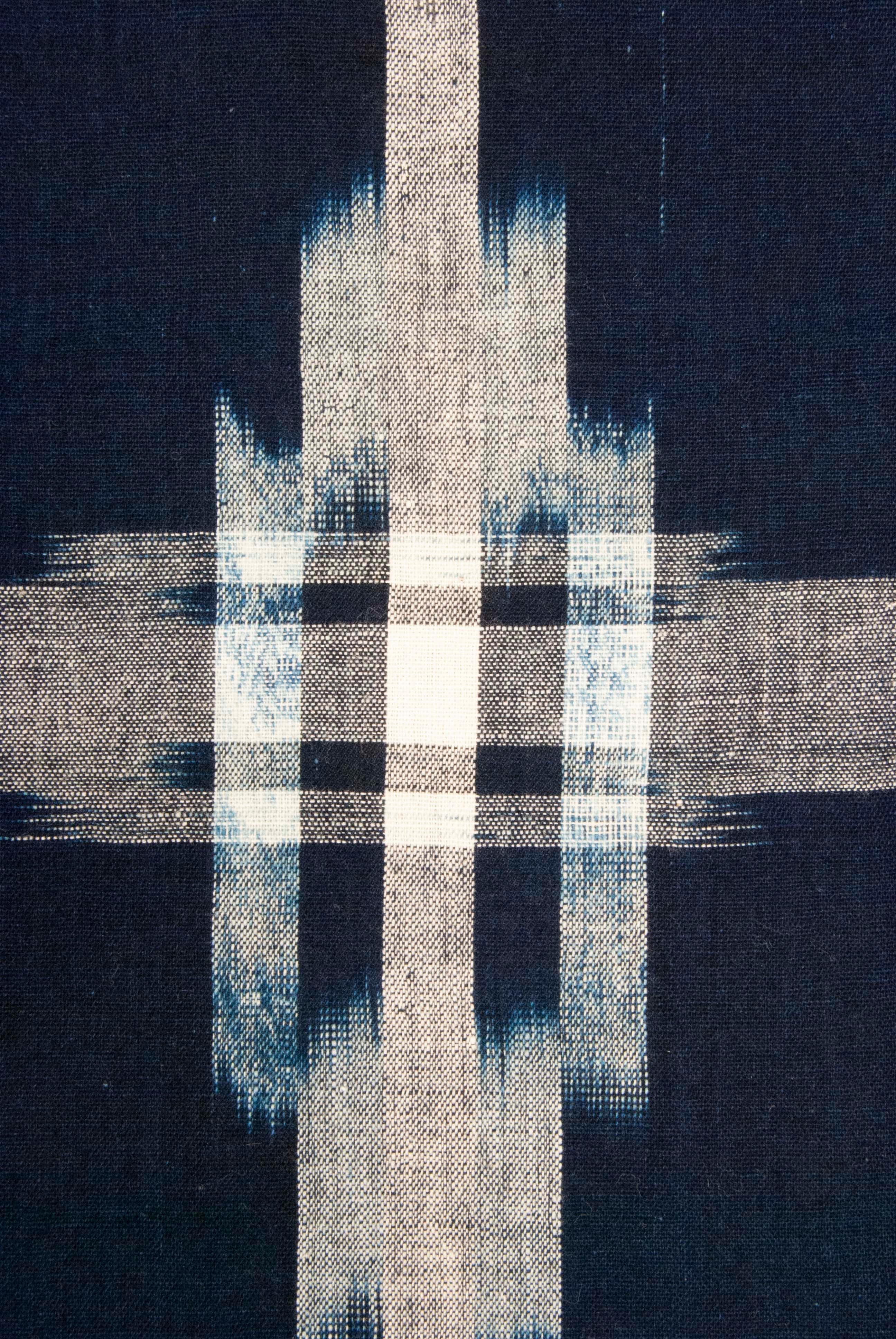 Antiker japanischer indigoblauer doppelseitiger Ikat Futon-Deckel (20. Jahrhundert) im Angebot