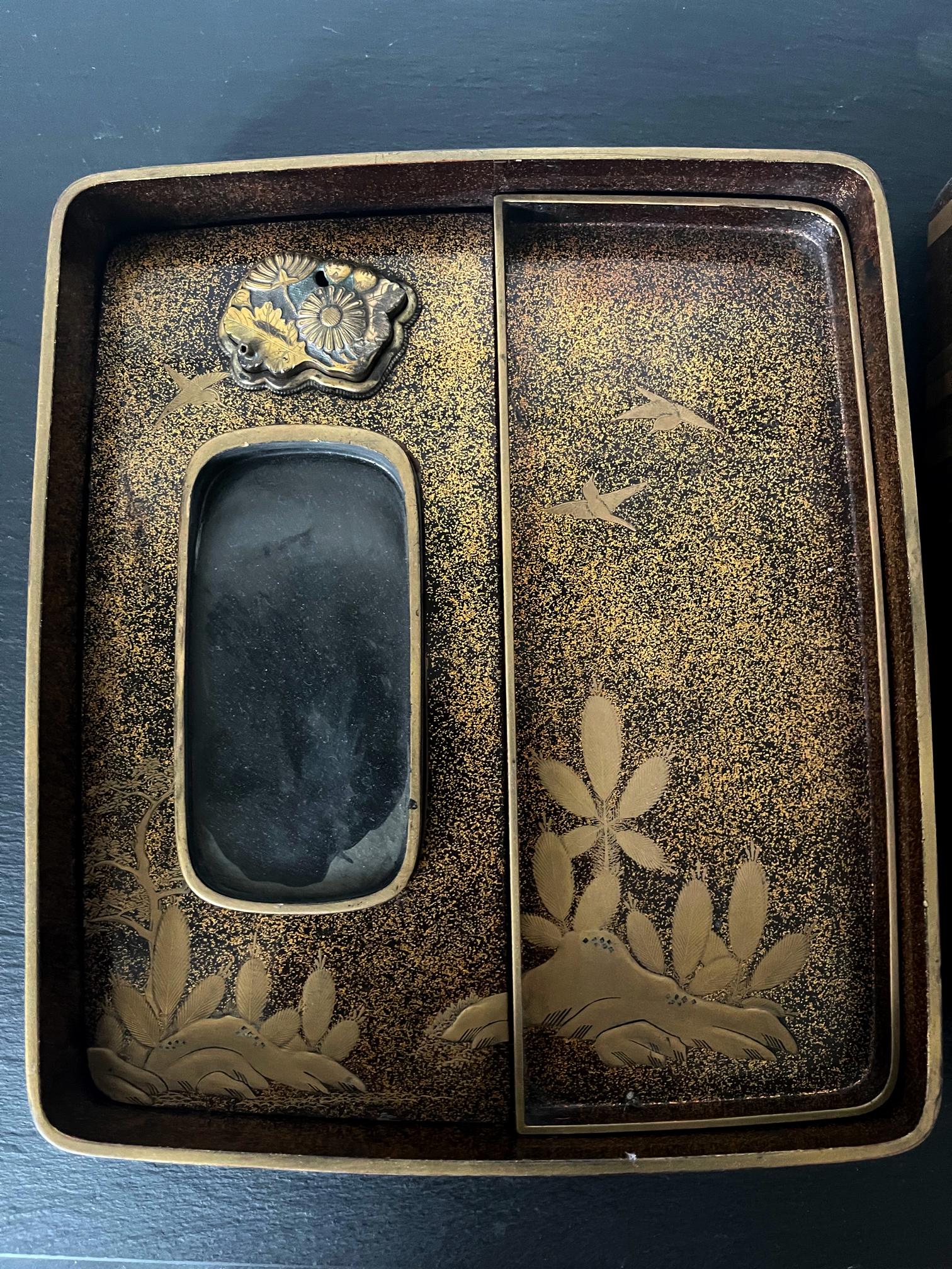 18th Century and Earlier Antique Japanese Ink Stone Maki-e Lacquer Box Suzuribako