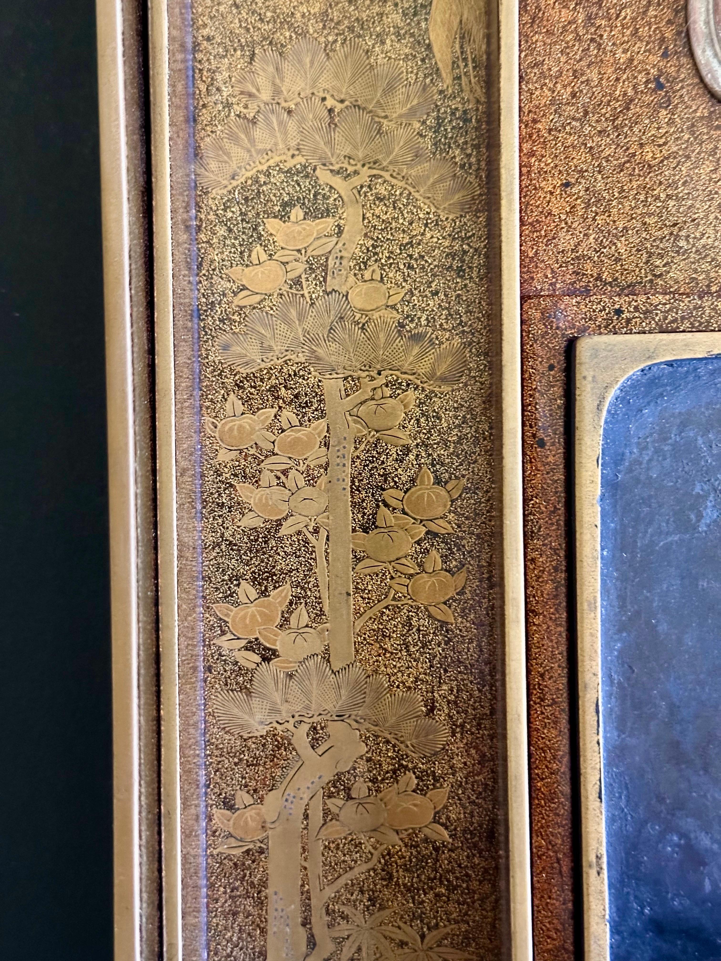 Antica scatola di lacca giapponese Ink Stone Maki-e Suzuribako Edo Provenienza in vendita 8