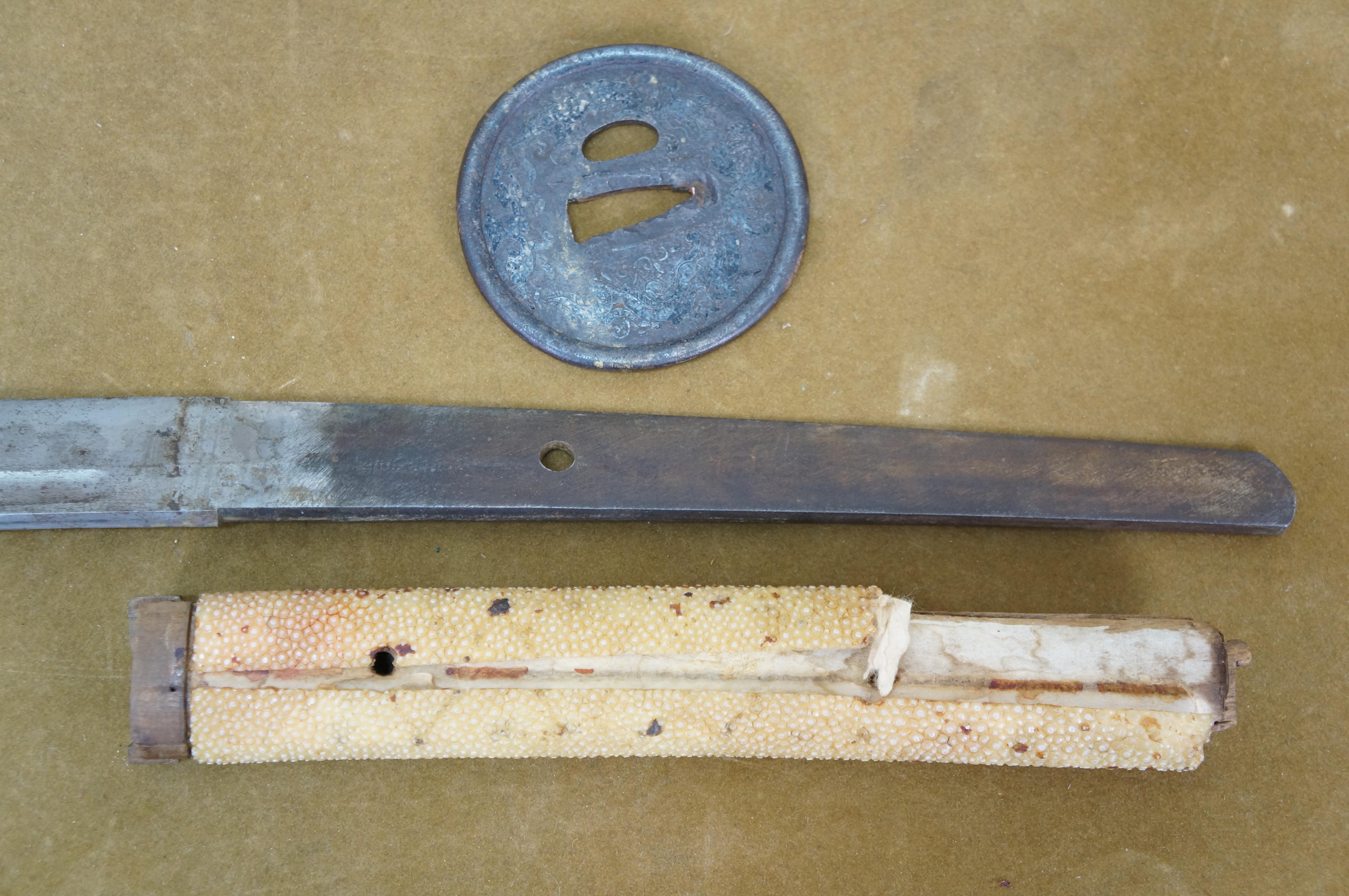 Antique Japanese Katana Samurai Sword Ray Skin Handle Wood Scabbard 38