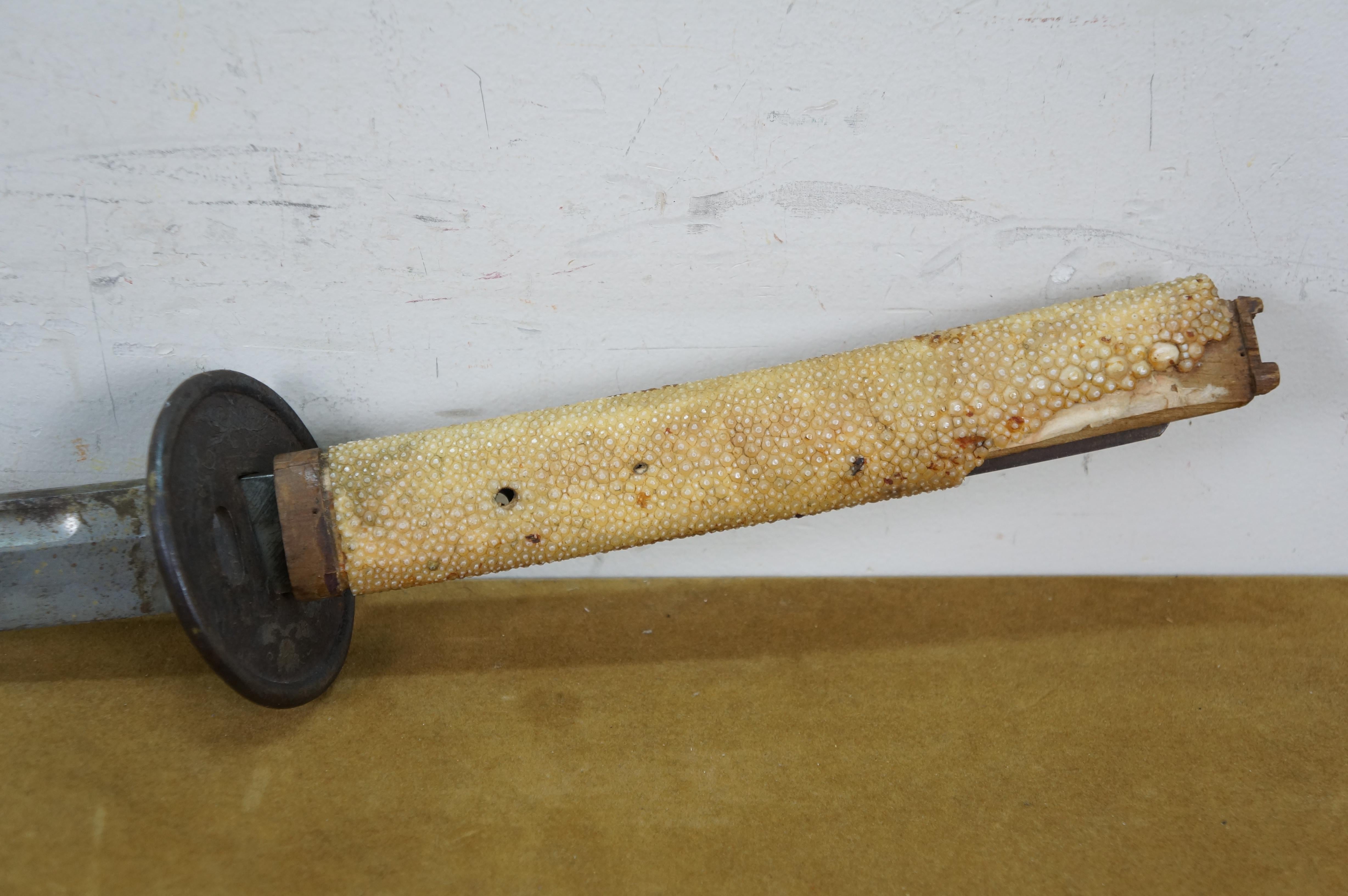 Antique Japanese Katana Samurai Sword Ray Skin Handle Wood Scabbard 38