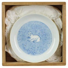 Antiker japanischer Ko Arita-Porzellanteller aus blauem und weißem Rabit, 17 Karat