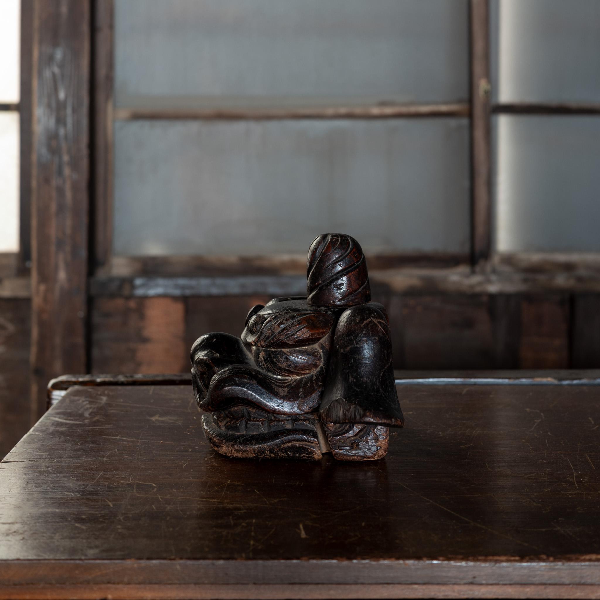 Antique Japanese Koma-Inu Head - Sculpture, 19th Century / Mingei sculpture For Sale 2