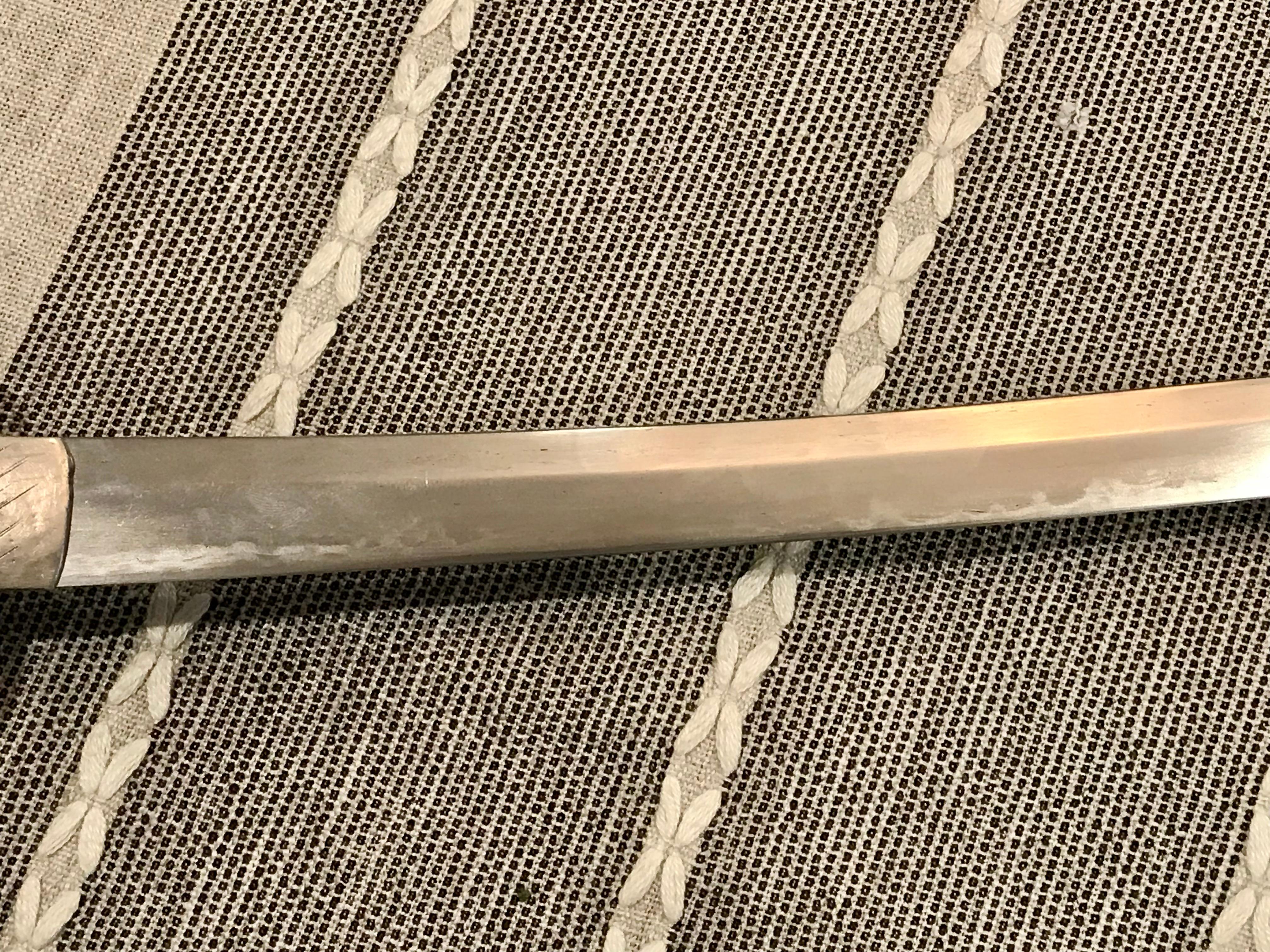 Antikes japanisches Koto Wakizashi- Schwert aus Koto (18. Jahrhundert und früher) im Angebot