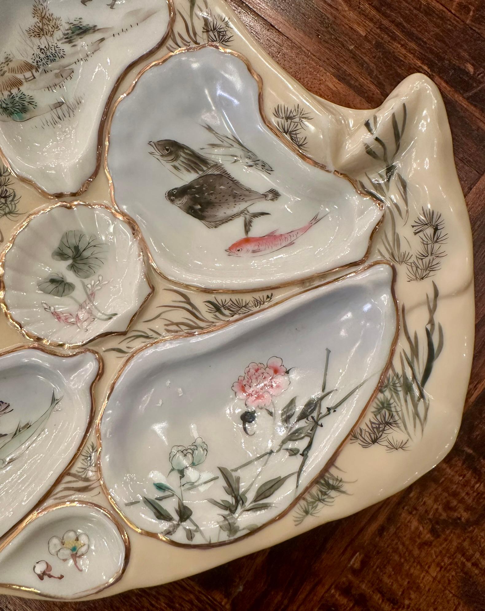 Antiguo Plato de Ostra de Porcelana Japonesa Kutani con Diseño de Concha de Mar Circa 1870 en Bueno estado para la venta en New Orleans, LA