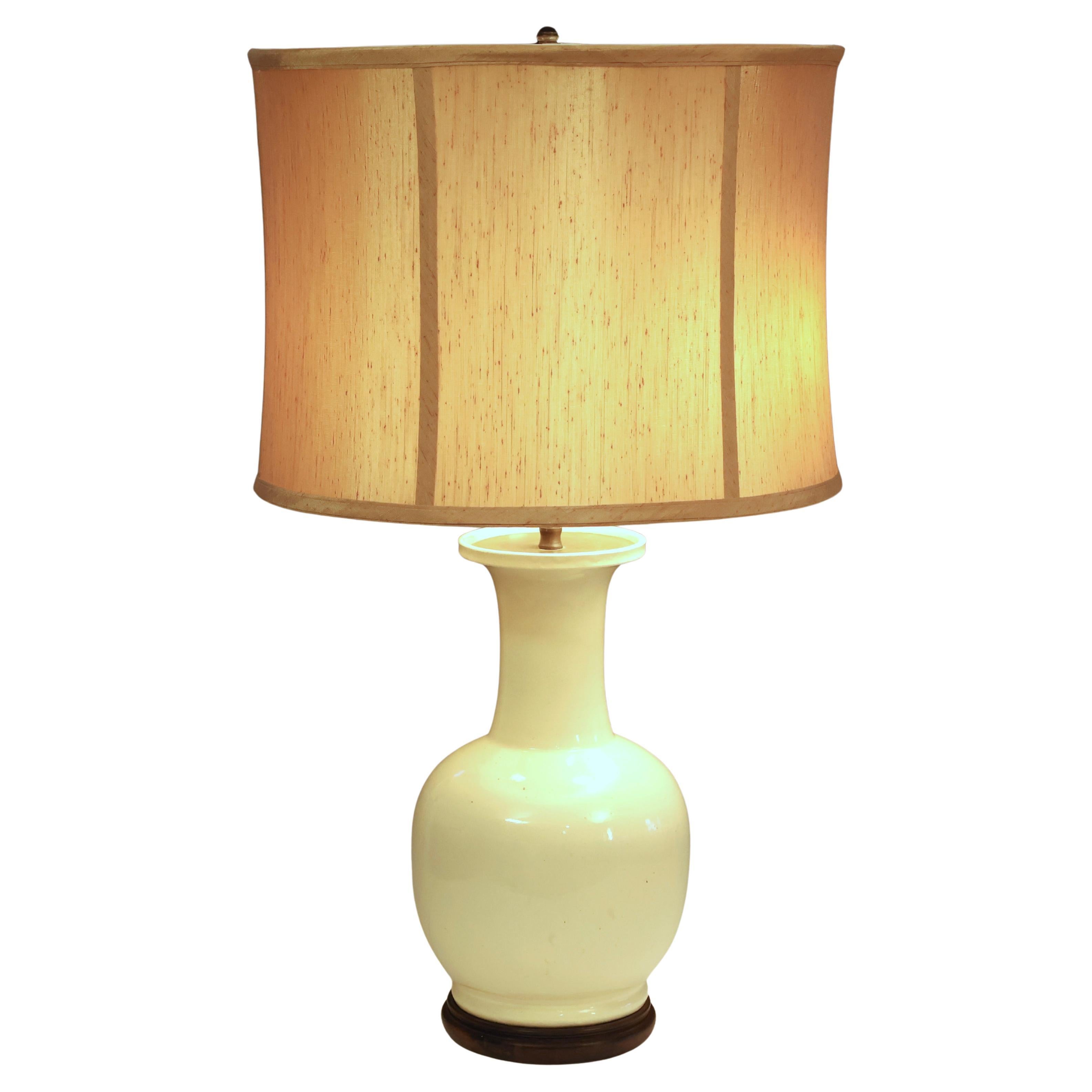 Antiguo Jarrón Japonés Kyoto Pottery Crema Esmalte Monocromo Mingei Lámpara en venta