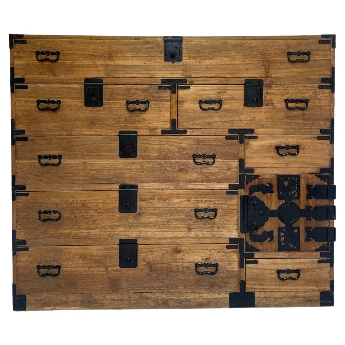 Antico tansu giapponese di Kyushu, periodo Meiji (1868-1912) in vendita