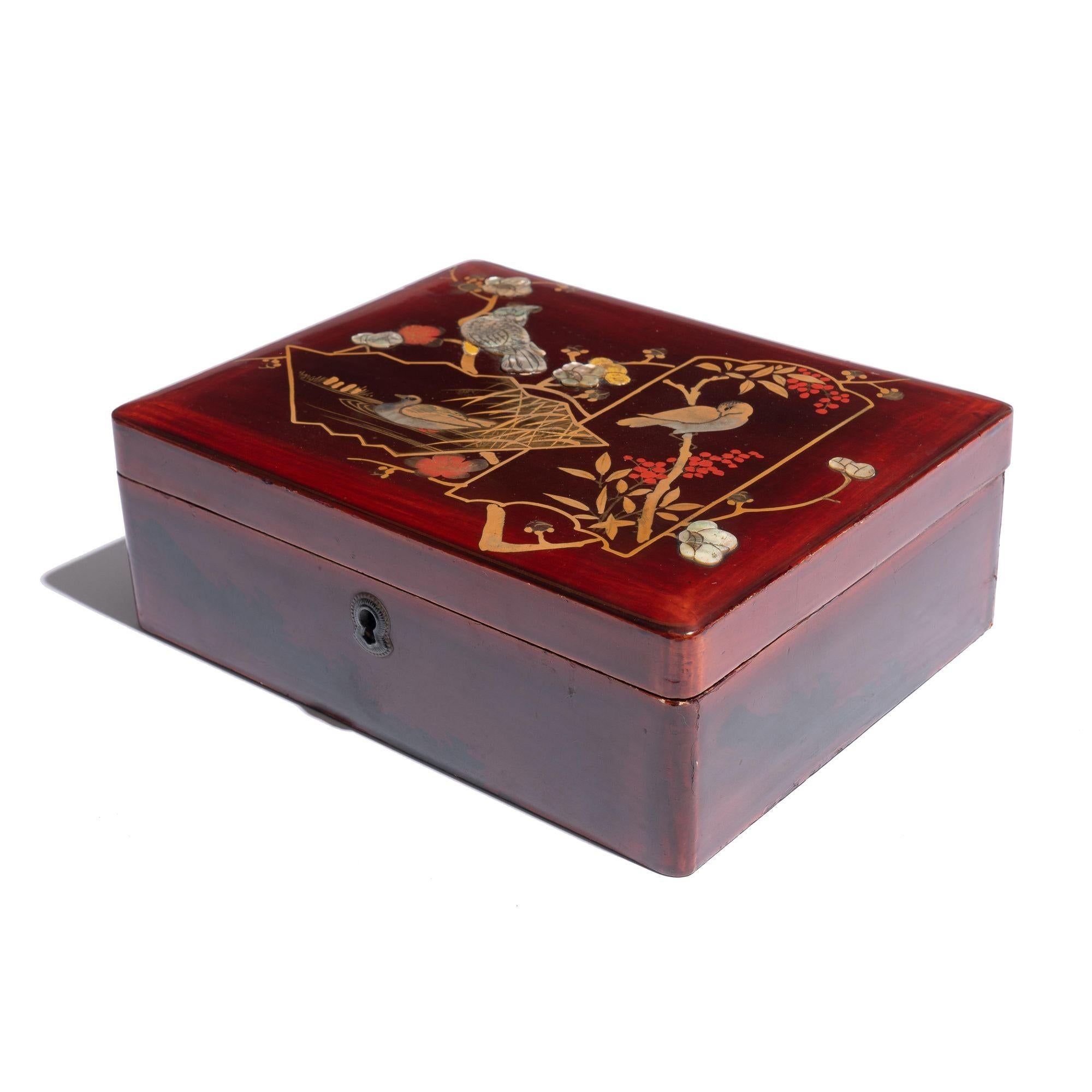 Antique Japanese Lacquered, Enameled, and Inlaid Box With Hinged Lid, c. 1800's For Sale 4