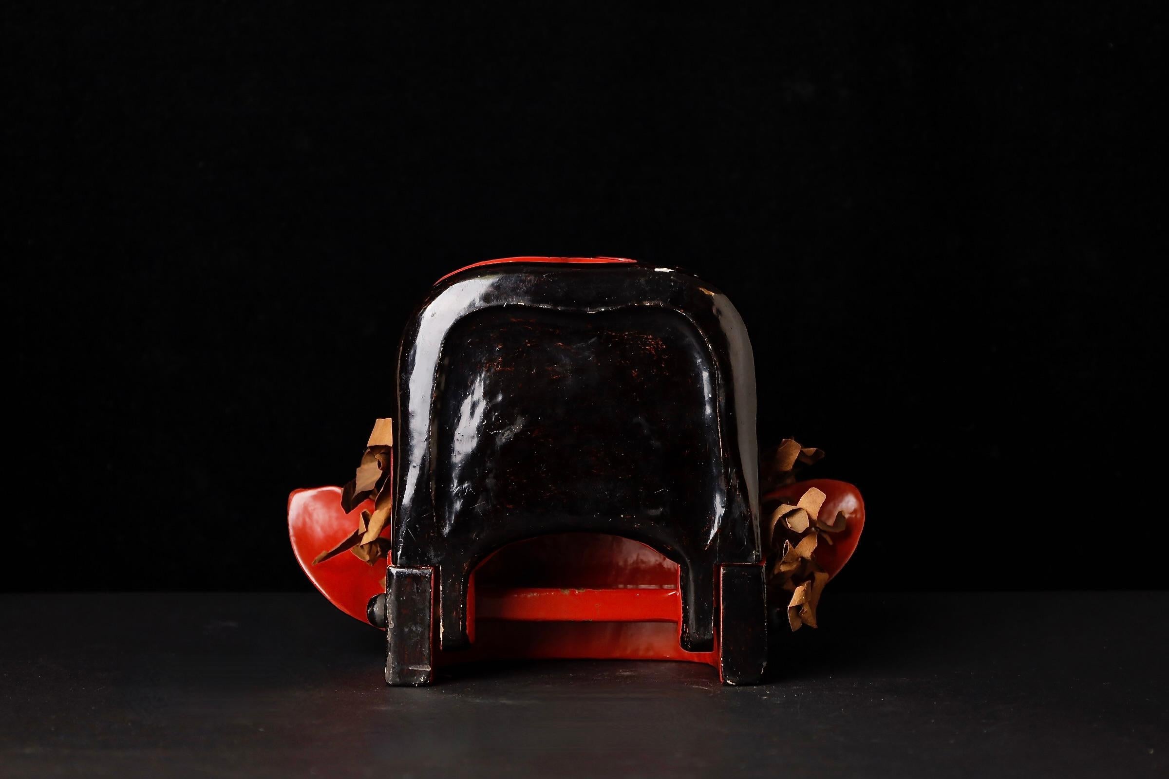 Antike japanische lackierte Shishi-gashira Löwenmaske - Edo bis Meiji Periode im Angebot 3