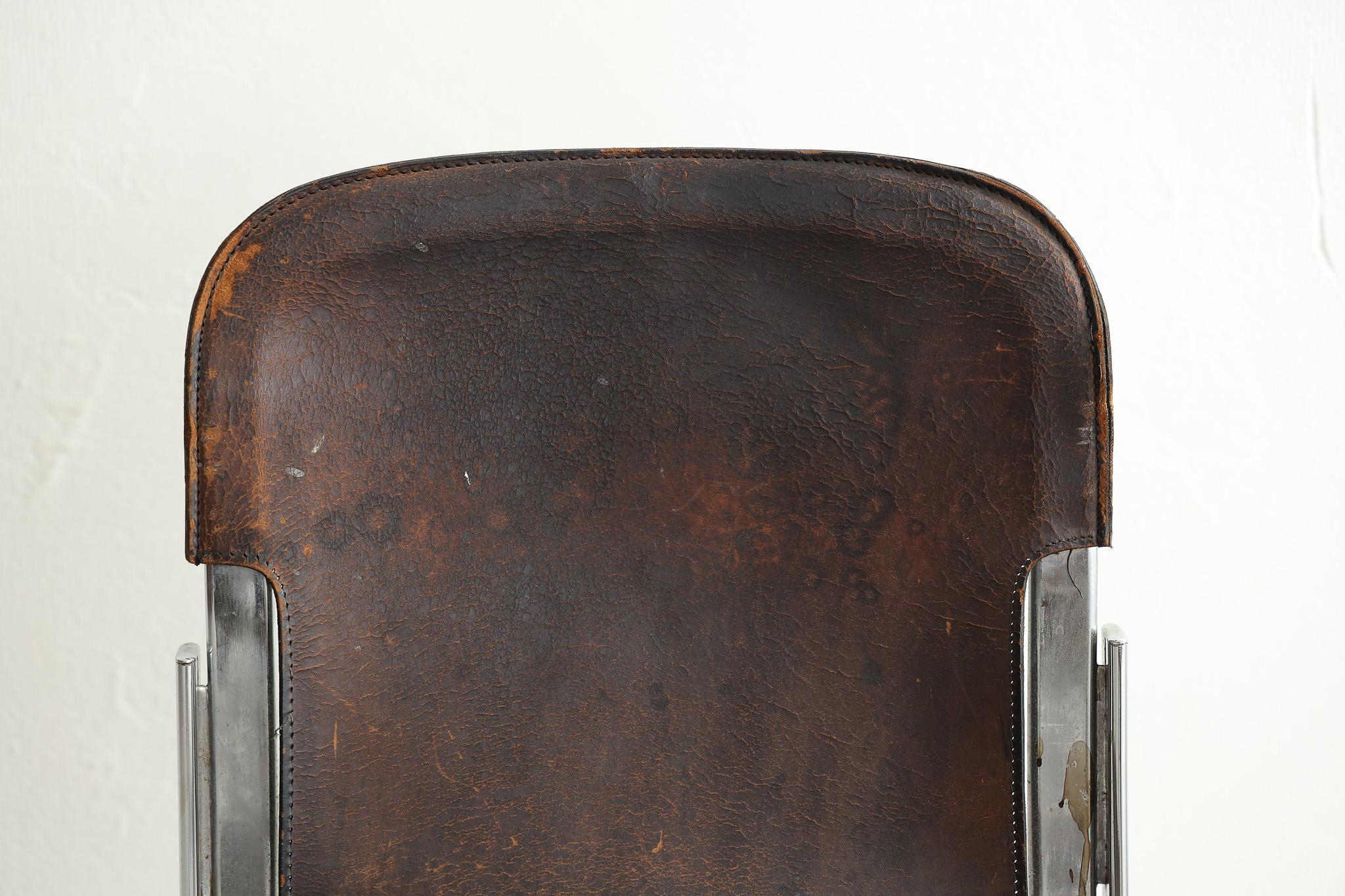 Silla de cuero japonesa antigua, Silla primitiva, Wabi-Sabi en venta 9