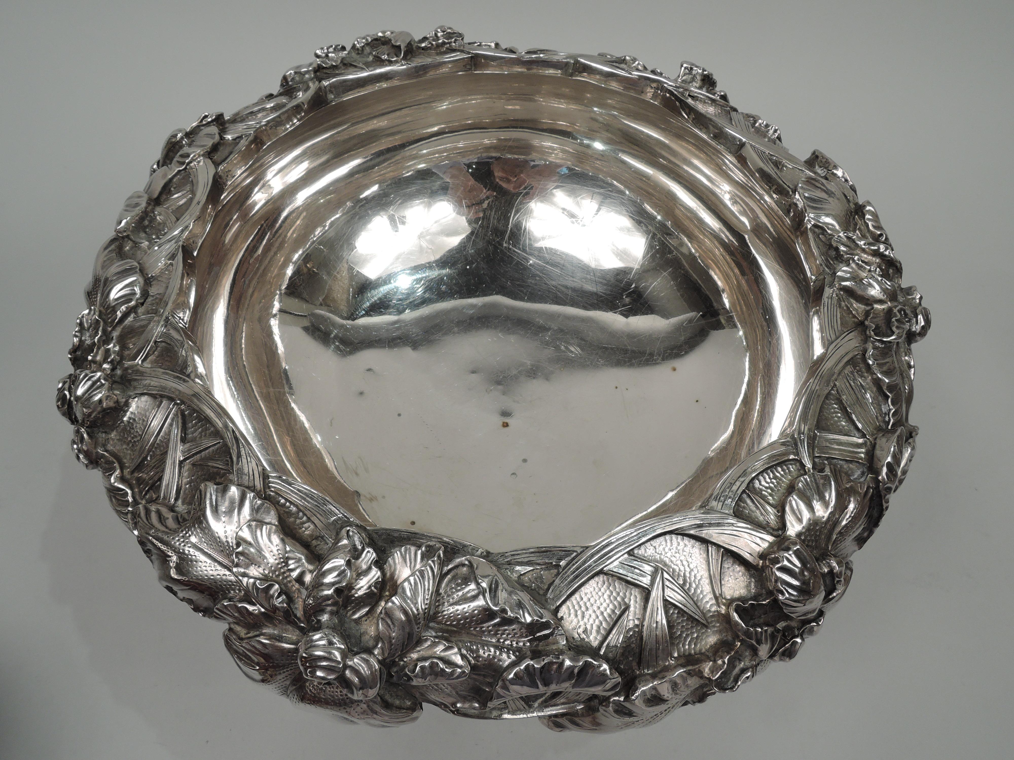 Antique Japanese Meiji Art Nouveau Silver Iris Centerpiece Bowl In Excellent Condition In New York, NY