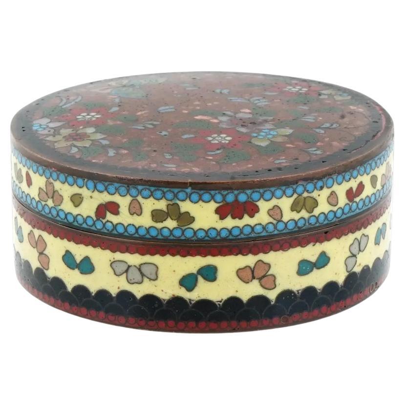 Antique Japanese Meiji Cloisonne Enamel Kogo Box
