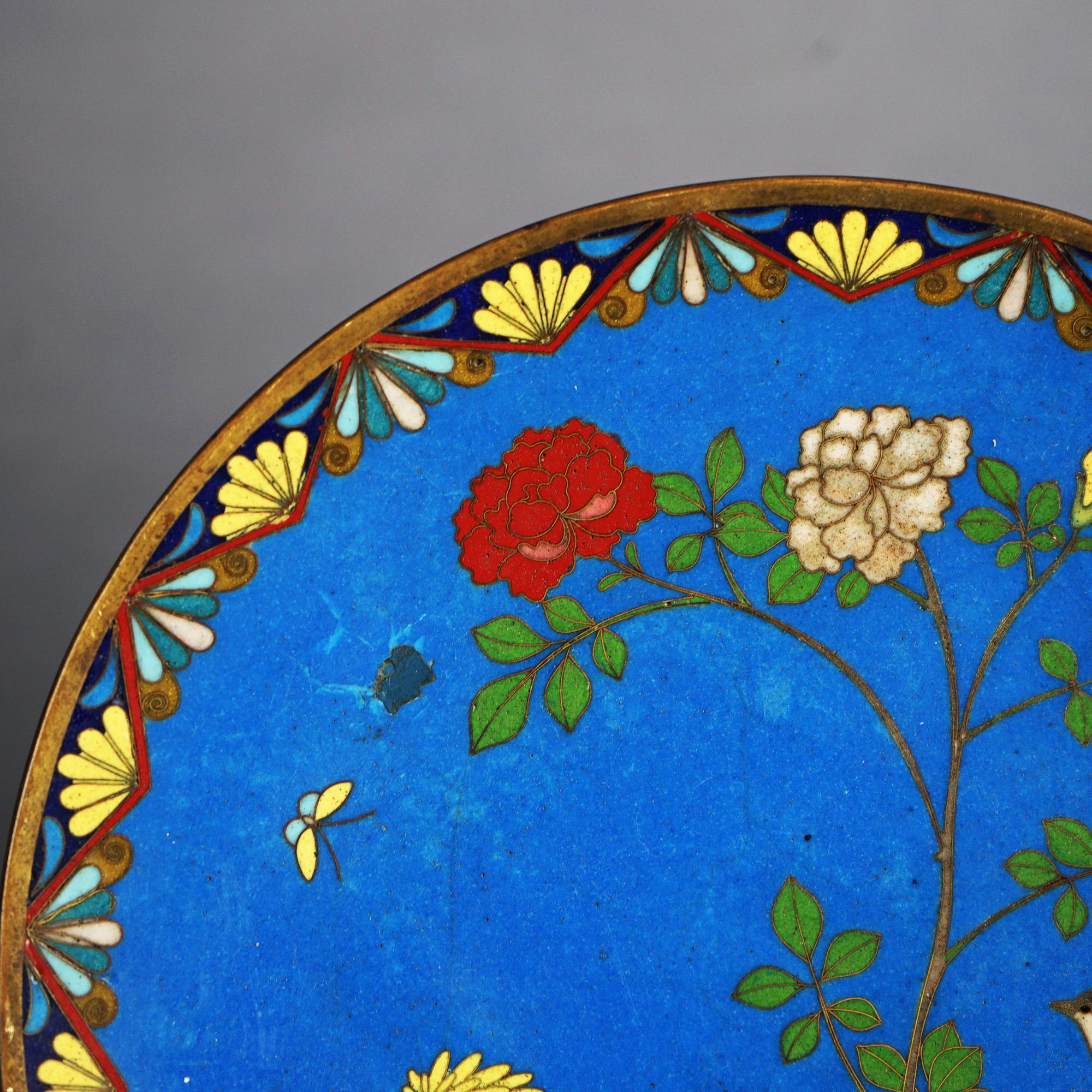 Antike japanische Meiji Cloisonné emailliert Charger mit Blumen und Vogel C1920 (Japanisch) im Angebot