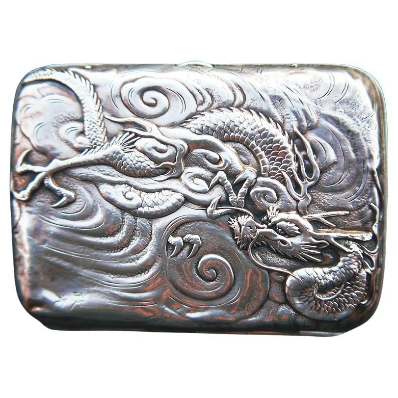 Antique Japanese Meiji Dragon Cigarette Box Silver / 88 gr For Sale