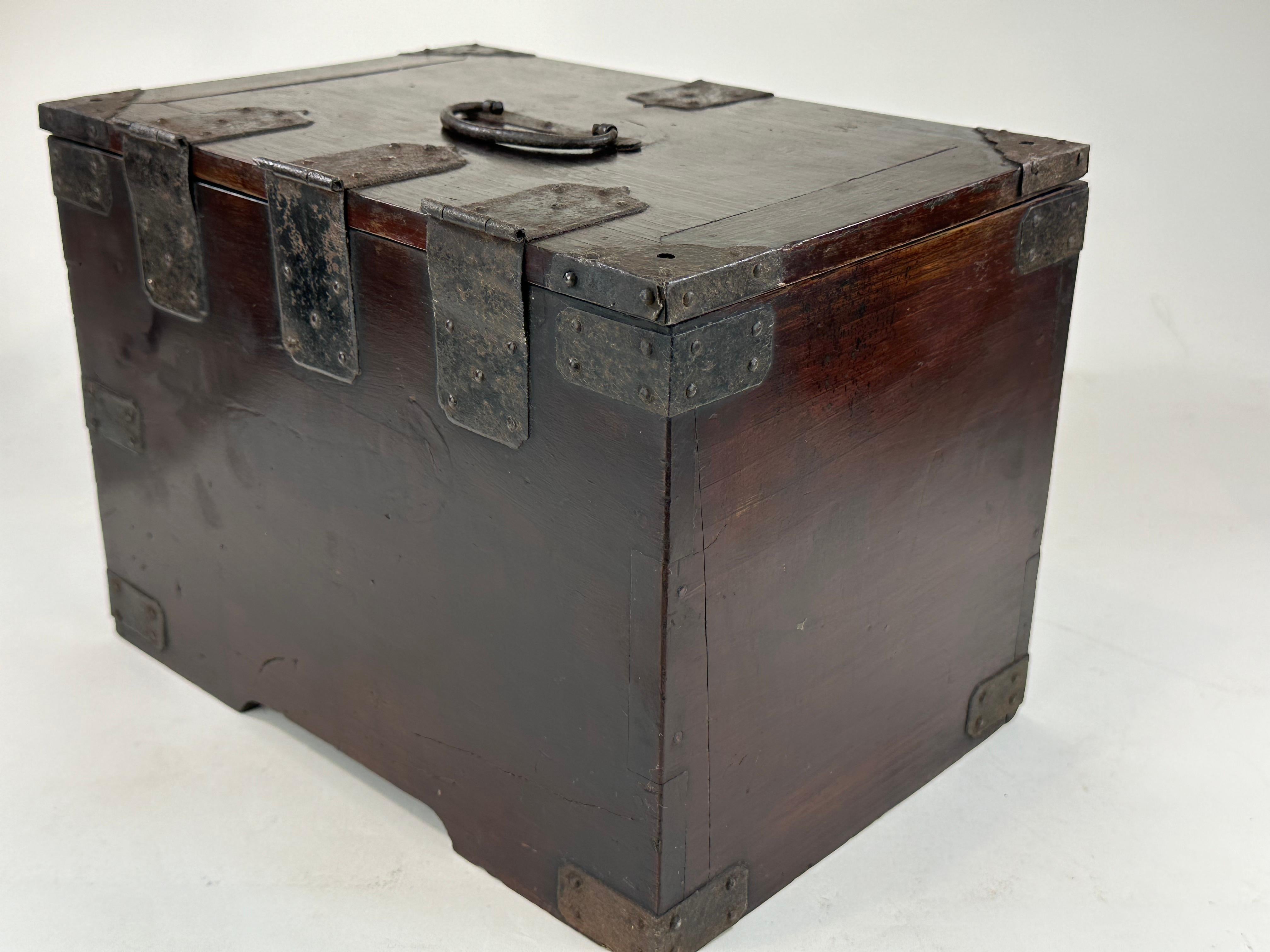 Antiguo Japonés Era Meiji c1880's Caligrafía Suzuribako Tansu Keyaki Madera 12 en venta 6