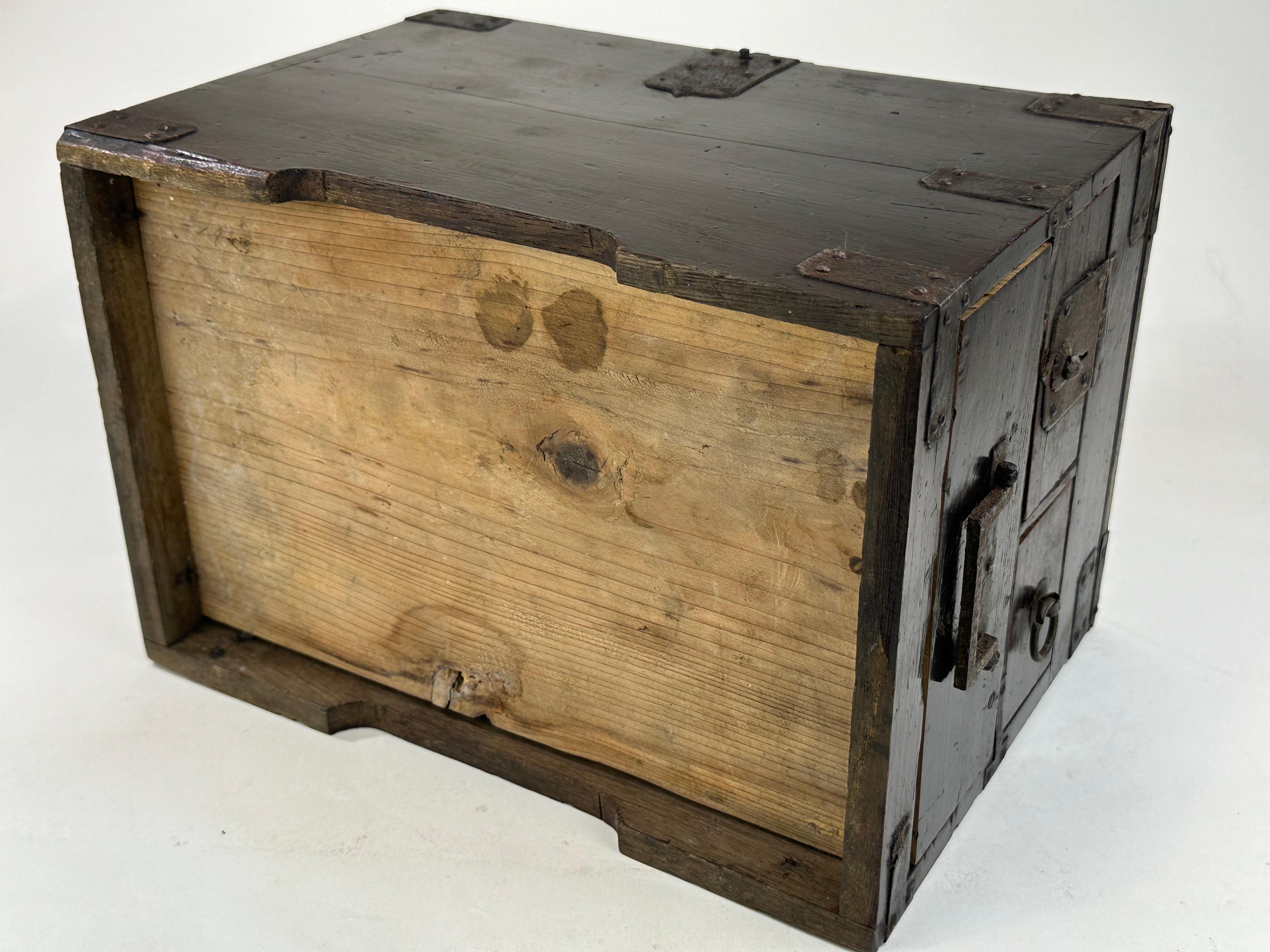 Antiguo Japonés Era Meiji c1880's Caligrafía Suzuribako Tansu Keyaki Madera 12 en venta 7