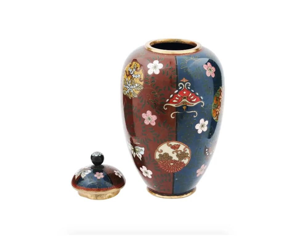 Antique Japanese Meiji Era Cloisonne Enamel Vase In Good Condition For Sale In New York, NY
