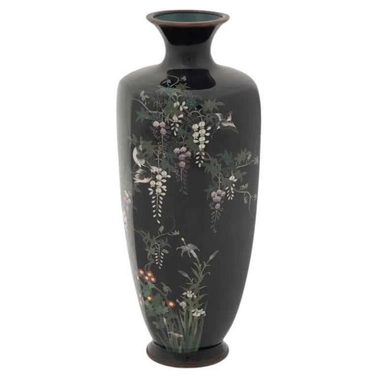 Japanese Vase With Birds - 355 For Sale on 1stDibs | japanese vase with  birds and flowers, dragon age origins fancy vase